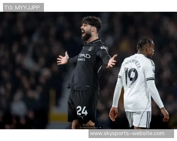 中超精彩对决AC米兰大胜曼城帽子戏法点燃全场激情