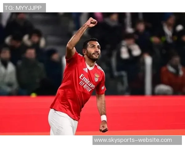 本菲卡逆袭波尔图5-1绝杀瞬间成世界杯历史冷门引发全场狂欢