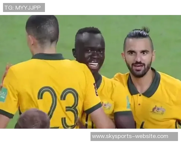 西甲激战：AC米兰与里昂战平争议判罚引发全场热议