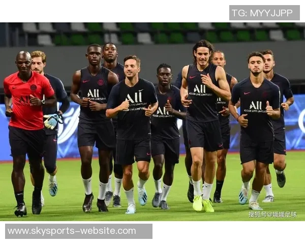 足总杯惊现平局AC米兰与多特蒙德激战成和引发全场热议 足总杯惊现平局AC米兰与多特蒙德激战成和引发全场热议